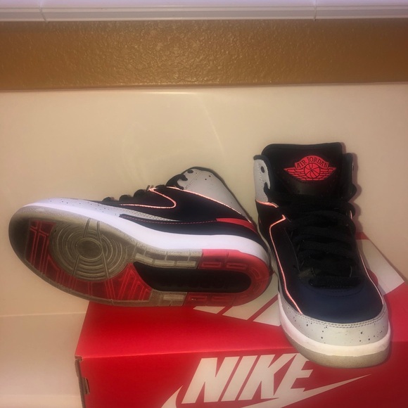 SOLD!!! Rare Jordan 2 Retro Infrared Cement!!! - Picture 6 of 8